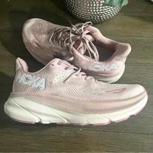 Hoka Womens Shoes Size 8 -Pink
